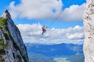 british tourist dead austria instagram mountain ladder
