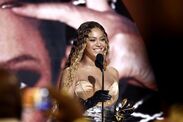 Beyonce helps fan concert airline accommodate wheelchair