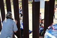 us immigration border officials turn back asylum seekers