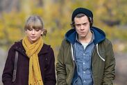 Taylor Swift fans Harry Styles lying traitor new 1989 track