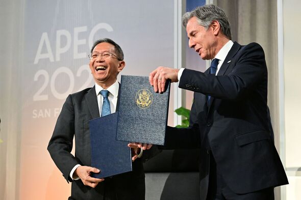 us philippines sign landmark nuclear co-operation pact