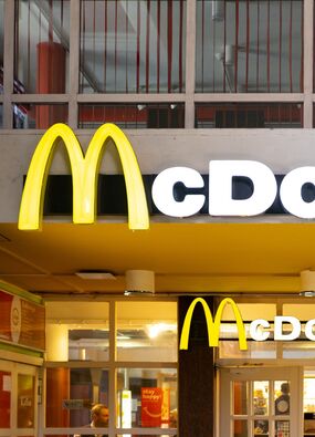 McDonalds new chain CosMcs open Illinois